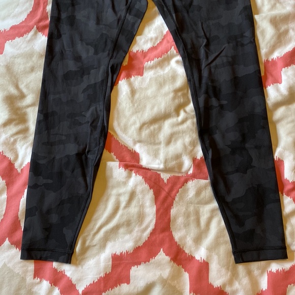 Lululemon Wunder Under High-Rise Tight 28" *Full-On Luxtreme LIKE NEW - Picture 3 of 8